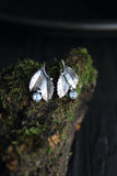 Stud earrigs with leaves and tiny gems